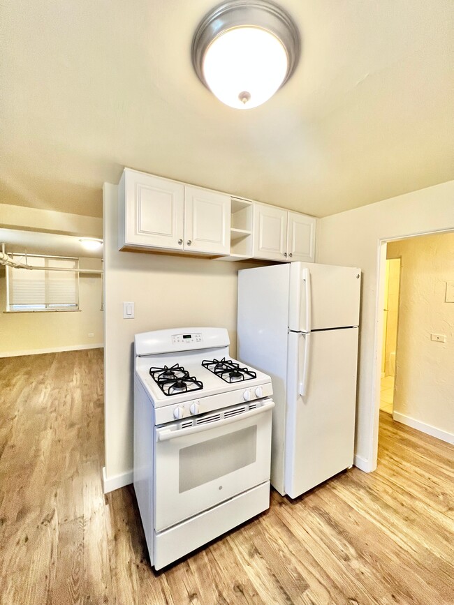 IMG_1213 - The Birney Apartments