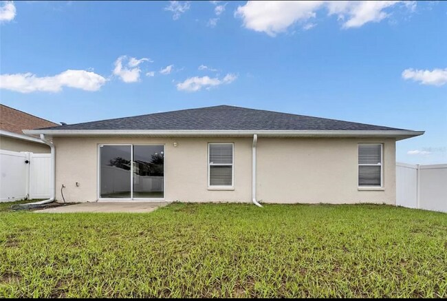 Building Photo - 447 Brayton Ln