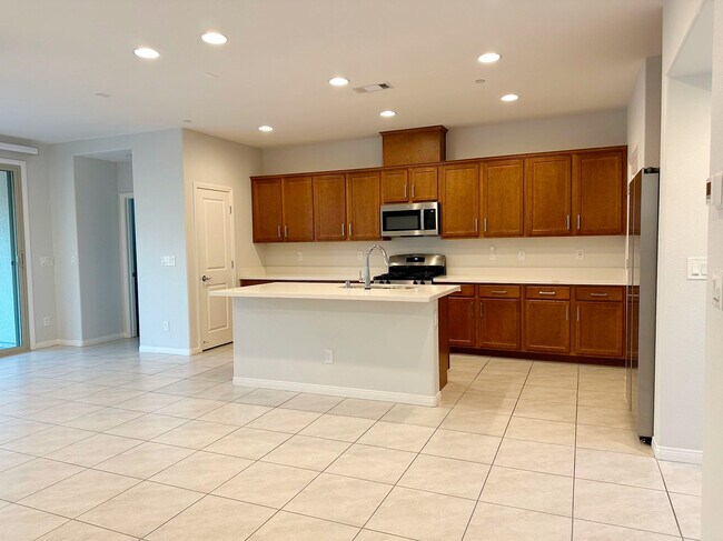 Building Photo - 11585 Salt Creek Ave