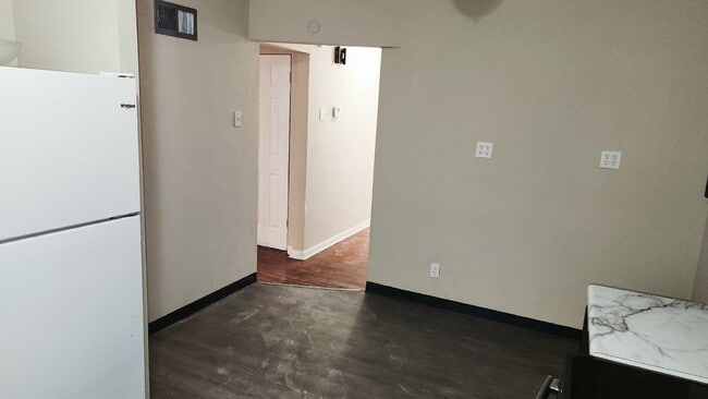 Building Photo - Delightful 3-Bedroom, 2-Bath Haven in St. ...