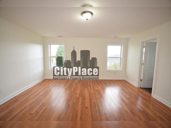 Building Photo - 1750 Buckeye Ct