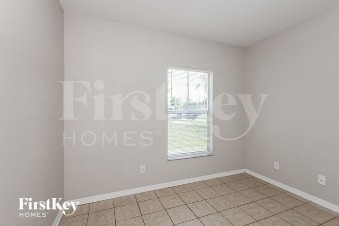 Building Photo - 1700 Atwater Dr