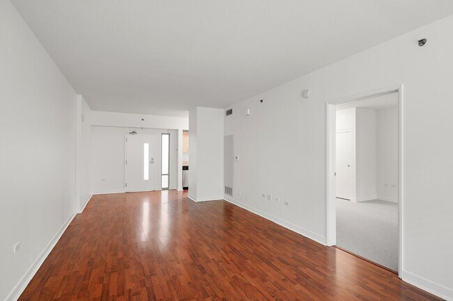 Building Photo - One Bedroom in Heart of Little Italy!