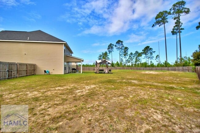 Building Photo - 335 Archie Way