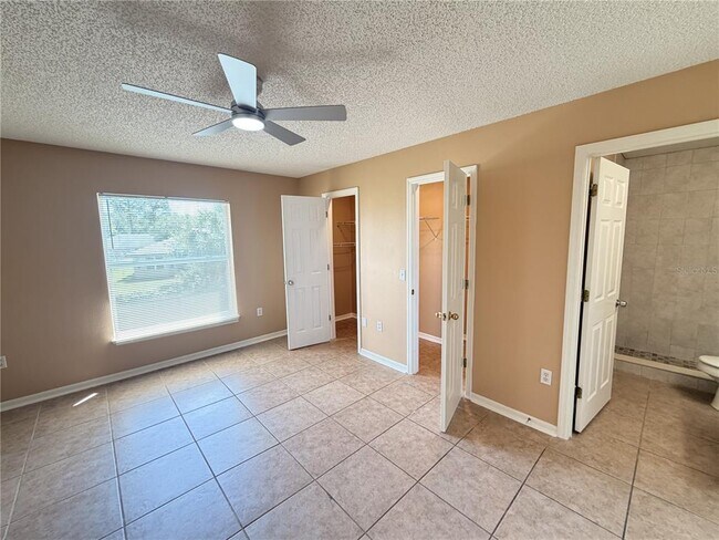 Building Photo - 4 Princess Geraldine Pl