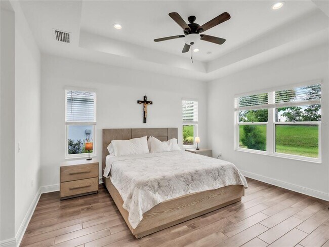 Building Photo - 10108 Hammock Brook Dr