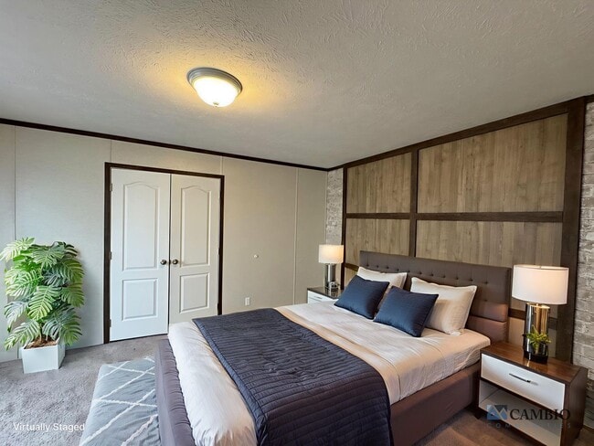 Building Photo - 79 Elm