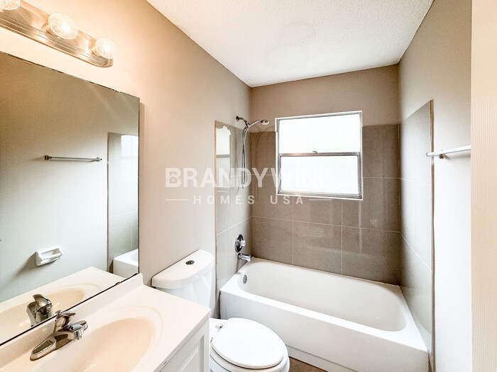 Building Photo - 2174 Cypress Landing Dr