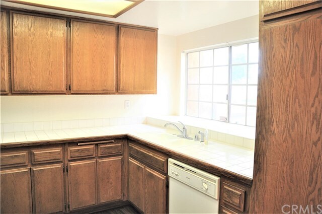 Building Photo - 7208 Hermosa Ave