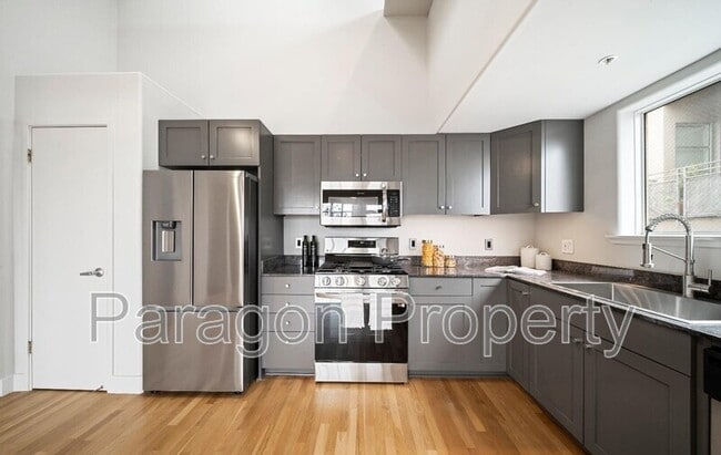 Building Photo - 3121 20th St