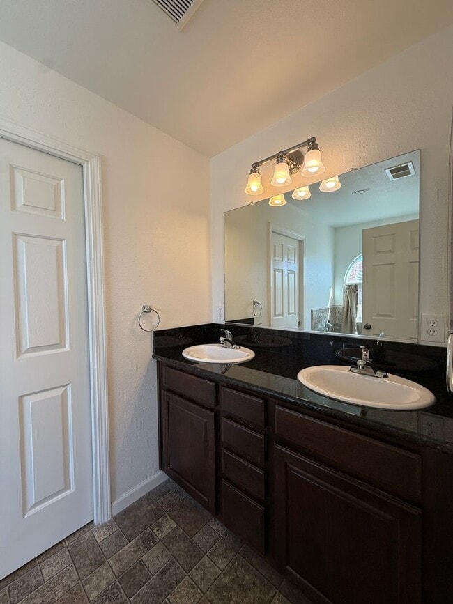 Building Photo - Centrally Located Large Two Story Home on ...