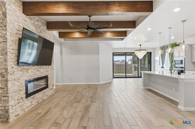 Building Photo - 3809 Donald Dr