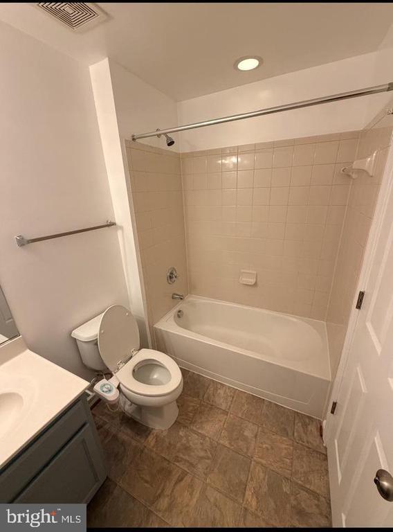 Building Photo - 15335 Elizabeth Burbage Loop