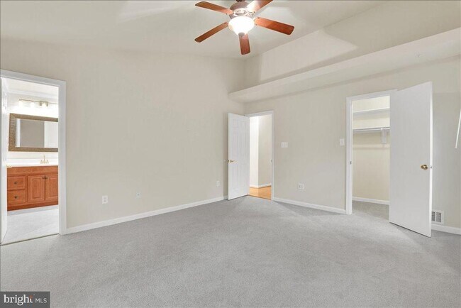 Building Photo - 307 Raft Cove