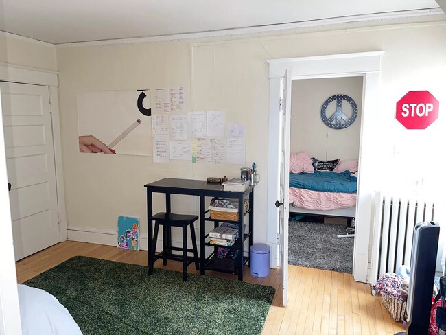 Building Photo - Kenwood Castle