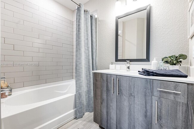 Building Photo - 9155 NW 57th St