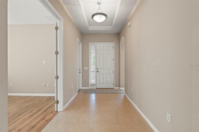 Building Photo - 2290 Sifield Greens Way