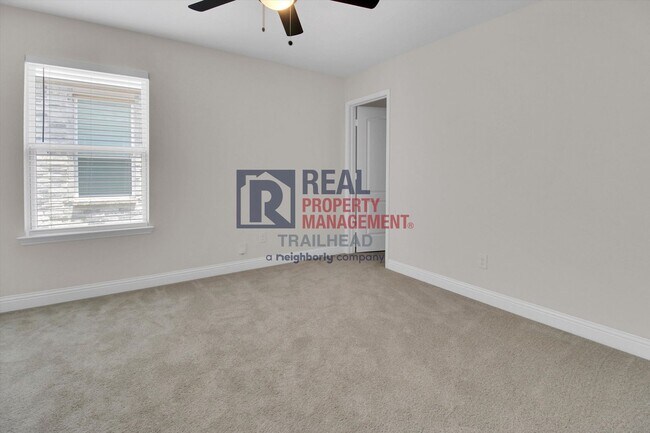 Building Photo - Beautiful 4 Bedroom/2 Bath Open Concept Home