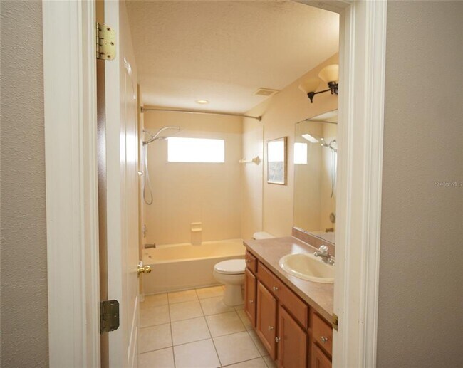 Building Photo - 8718 Sandy Plains Dr