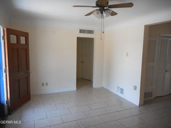 Building Photo - 8308 Vance Pl