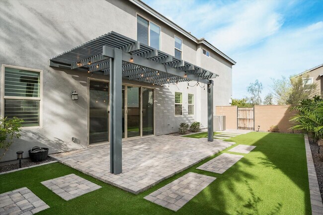 Building Photo - 25822 N 20th Ln