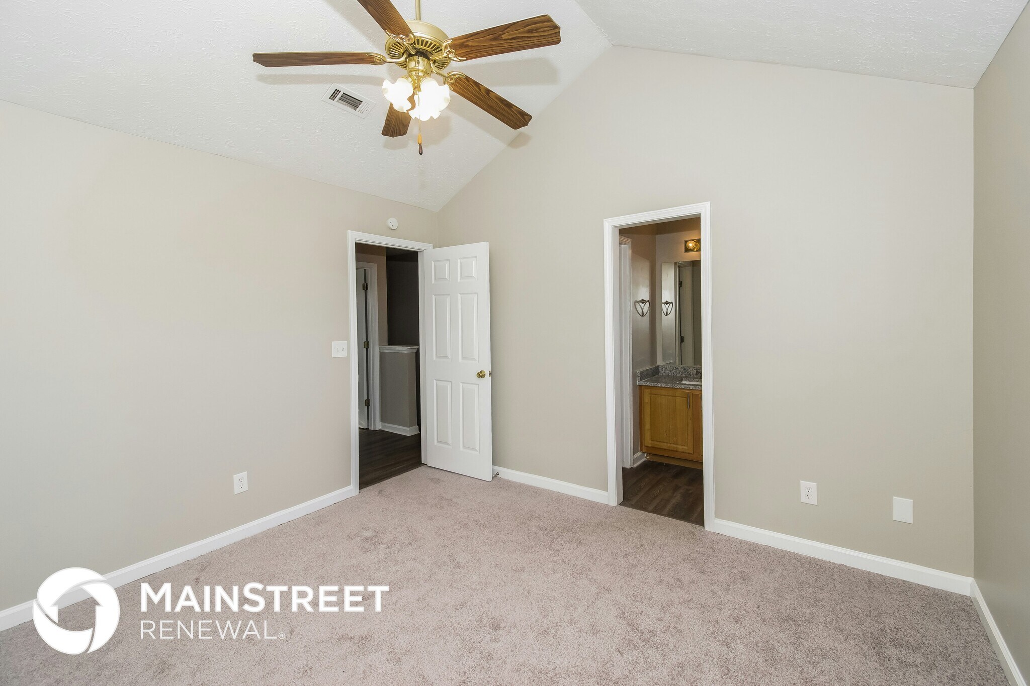 Building Photo - 265 Willow Springs Dr