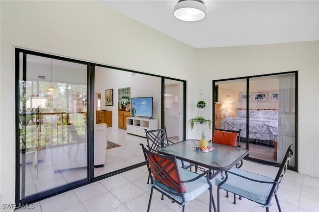 Building Photo - 15400 Cedarwood Ln