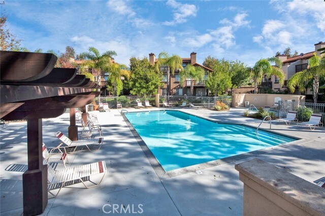 Building Photo - 5 Aubrieta