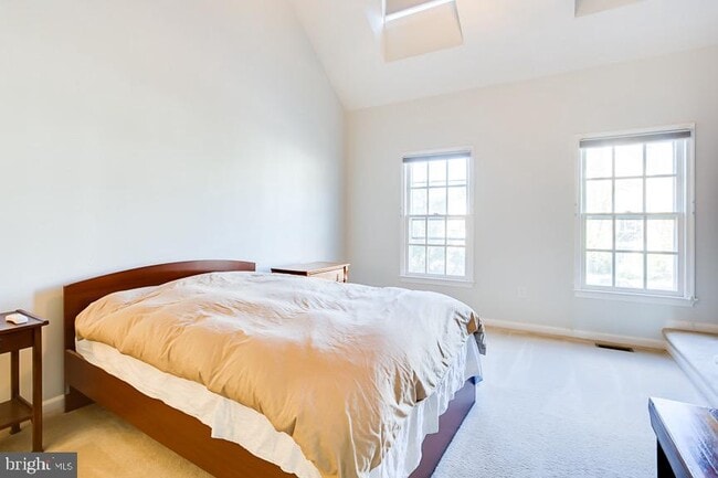 Building Photo - 12867 Mill House Ct