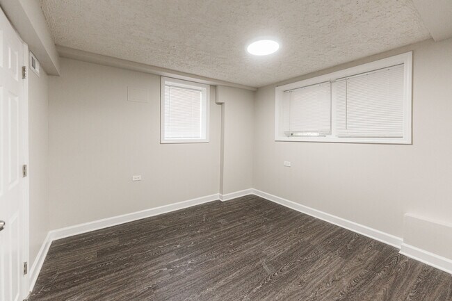 Building Photo - 1809 Euclid Ave