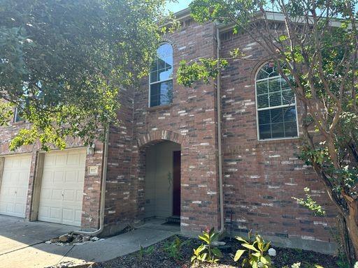 Building Photo - 1117 Acacia Dr