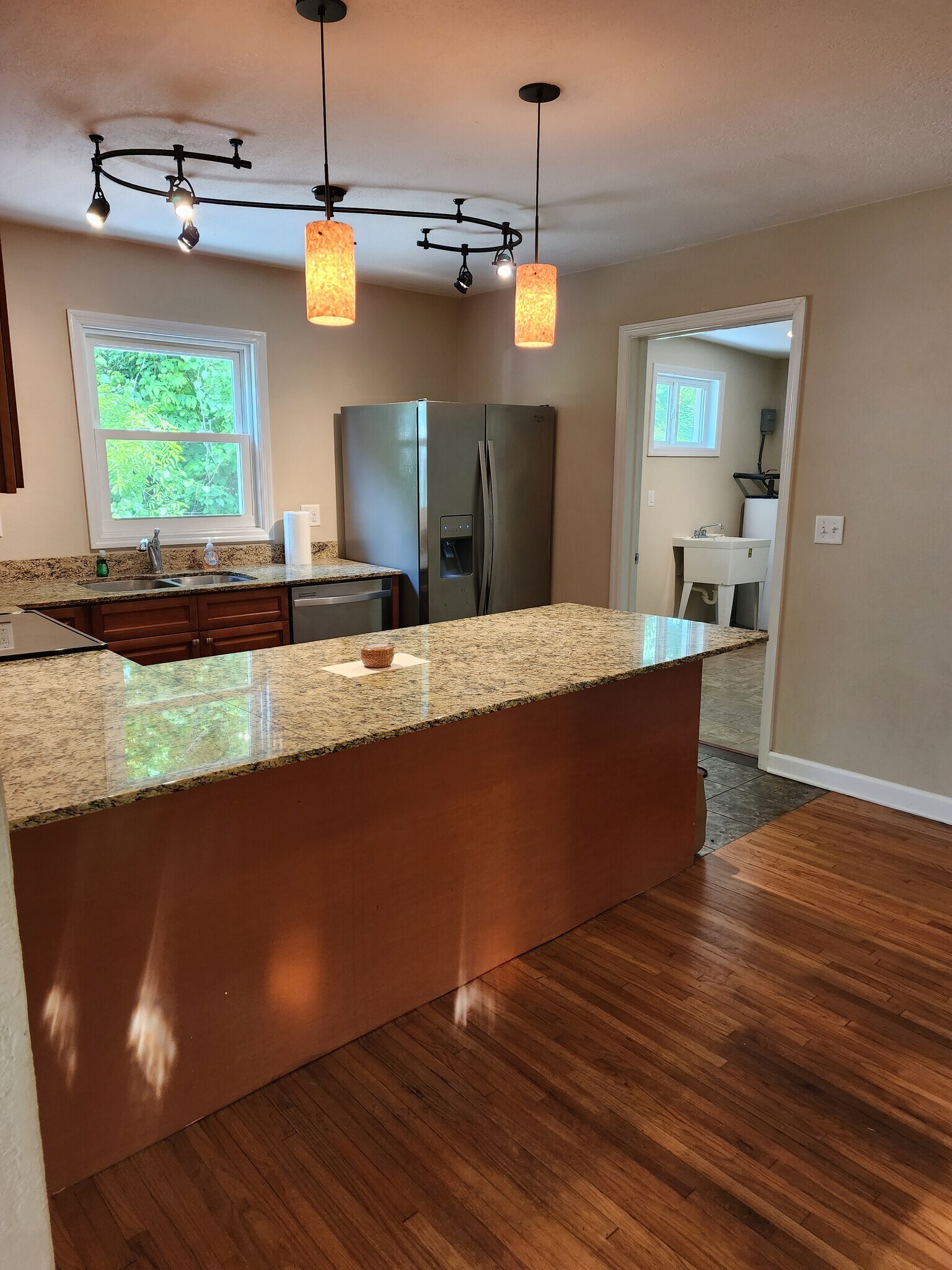 Building Photo - 4207 DuPont St