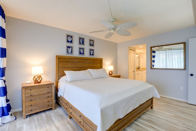 Building Photo - 2400 S Ocean Dr