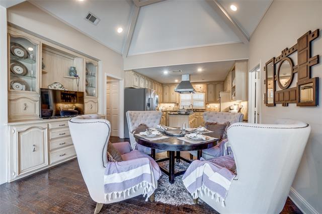 Building Photo - 5604 Covehaven Dr