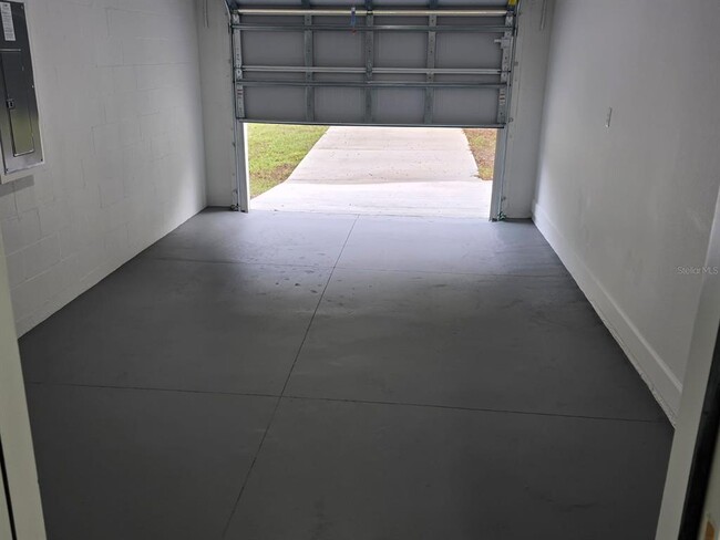 Building Photo - 13844 SW 104 Ln
