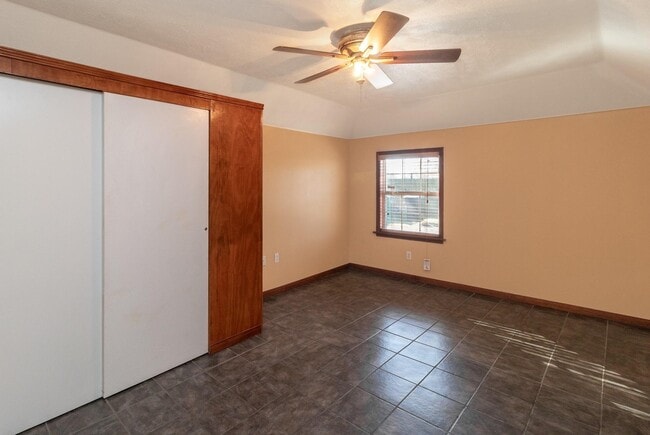 Building Photo - 8004 Mendez St