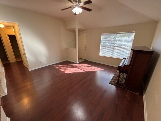 Building Photo - 6302 Ballina Meadows Ct