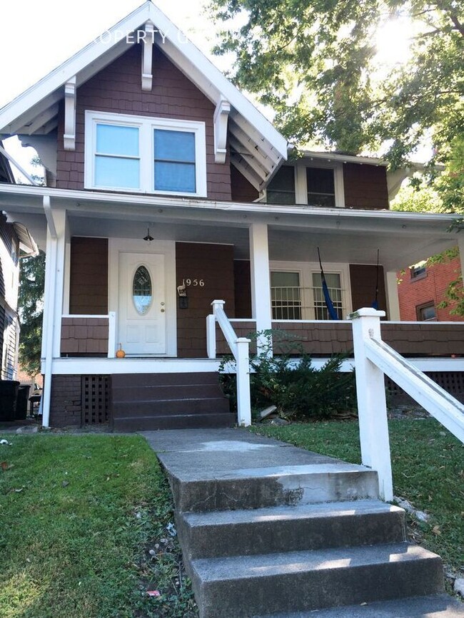Primary Photo - 1956 Summit St