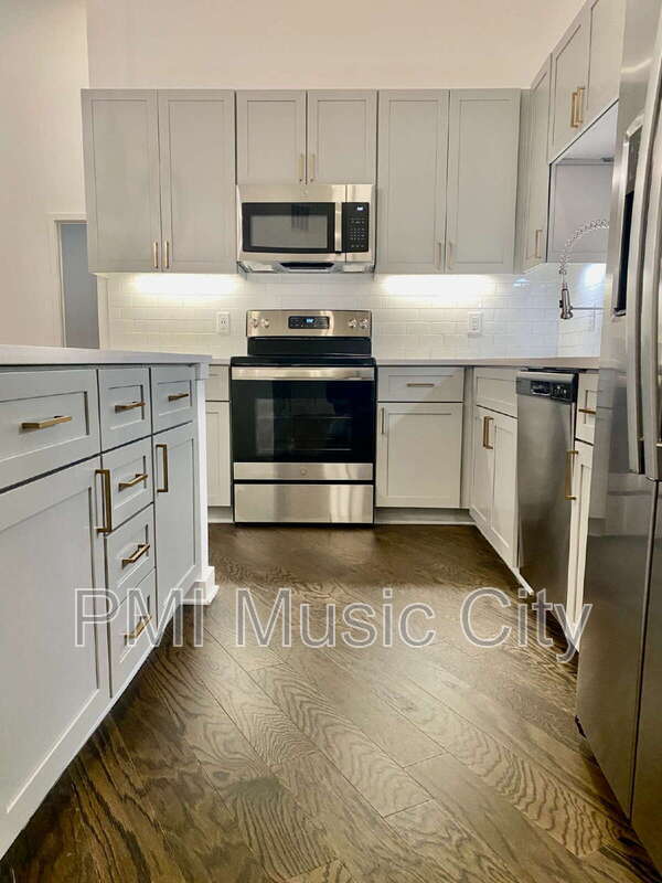 Building Photo - 1677 54th Ave N