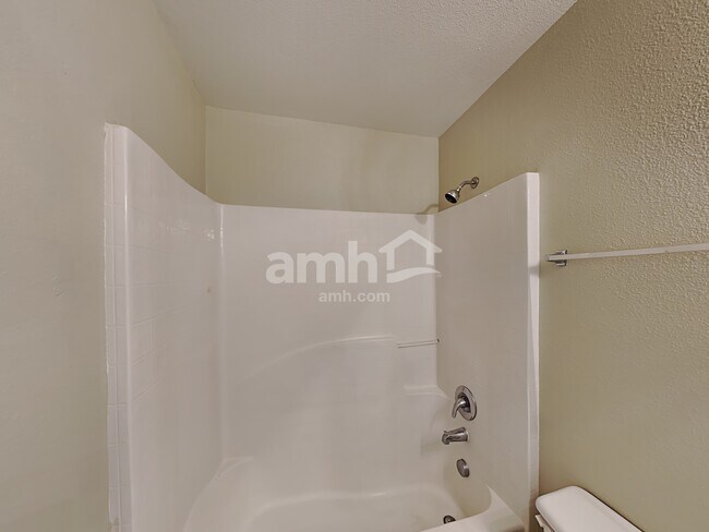 Building Photo - 17003 Odessa Dr