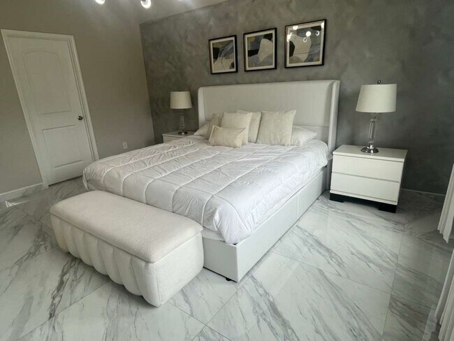 Building Photo - 22623 Theodoli Dr