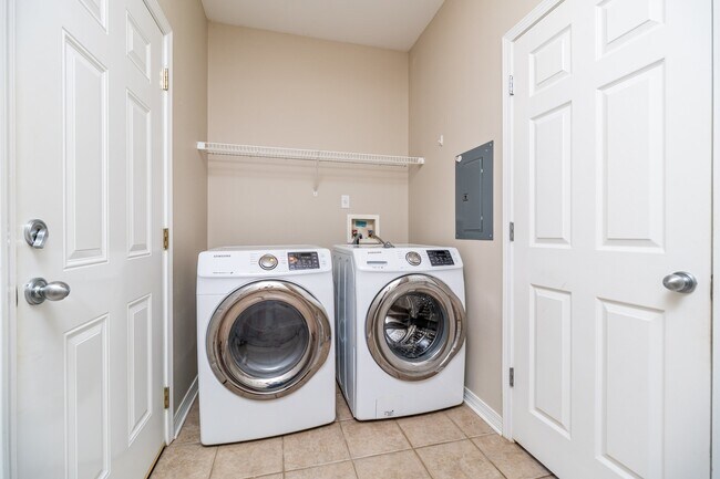 Building Photo - 7412 Harvest Village Ct