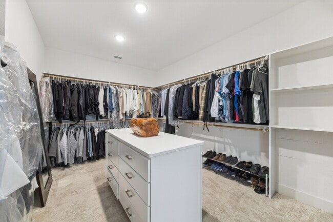 Building Photo - 6609 Basal Woods Way