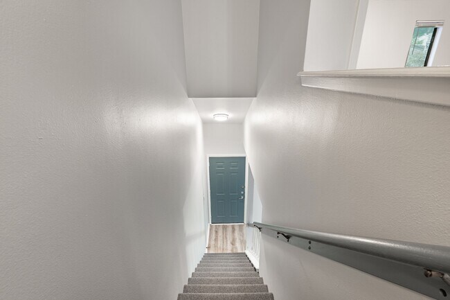 Building Photo - 1904 Dartmouth St