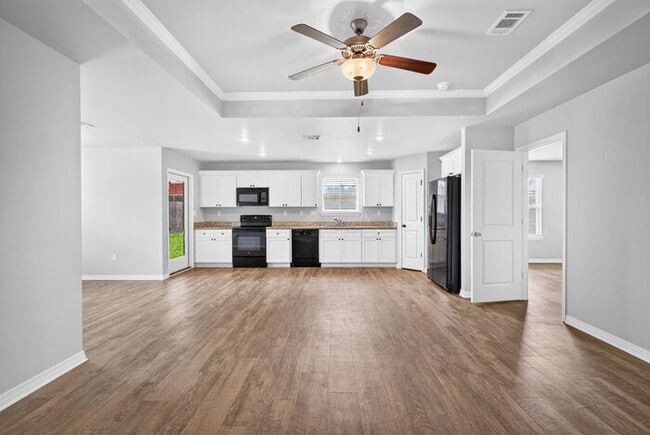 Building Photo - 13260 Willow Oak Cir
