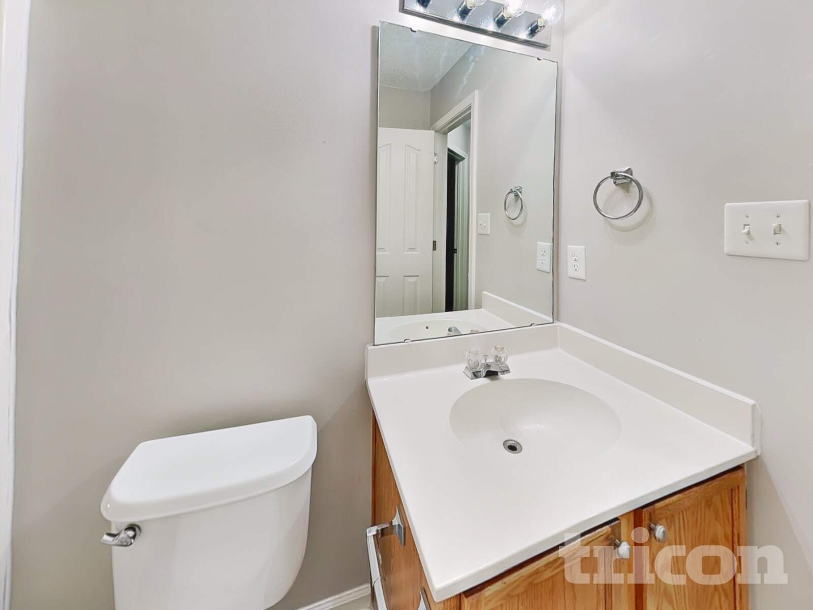 Building Photo - 9737 Aviary Hill Way