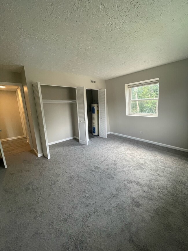 Building Photo - 624 Wagon Wheel Trail E