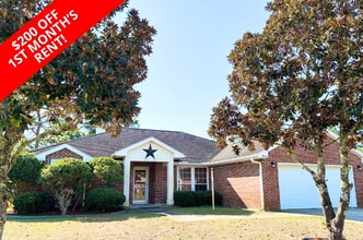 Building Photo - MOVE-IN SPECIAL: $200 OFF FIRST MONTH'S RENT!!