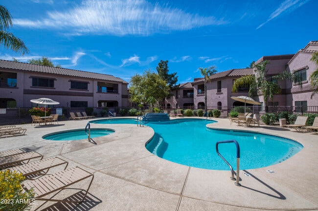 Building Photo - 9555 E Raintree Dr