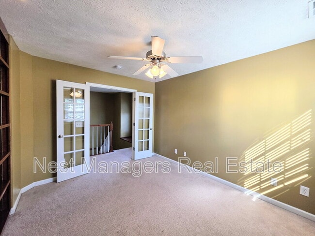 Building Photo - 1612 Middle Creek Cir